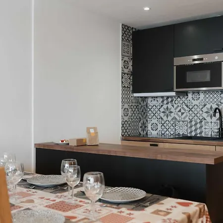 In And Out Bright Alpine Flat With Mountain View Appartement *